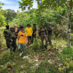3 NPA members, ni-surrender sa Bukidnon; tag-as nga armas ug bala, giturn-over