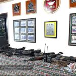 4 NPA members, ni-surrender sa AgSur; 5 ka tag-as nga mga armas, giturn-over